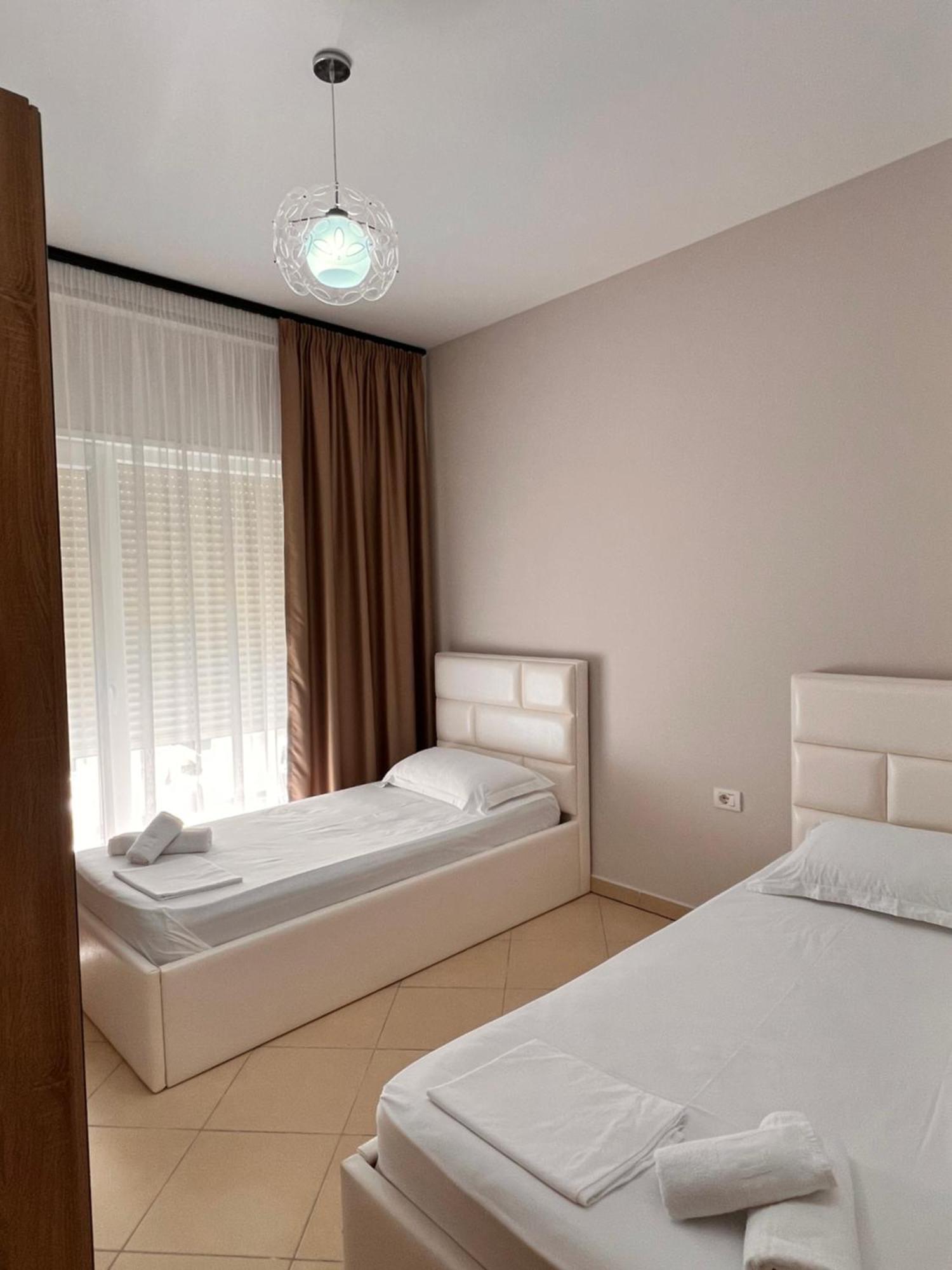 Gjiri Lalzit Home Durrës Exterior foto